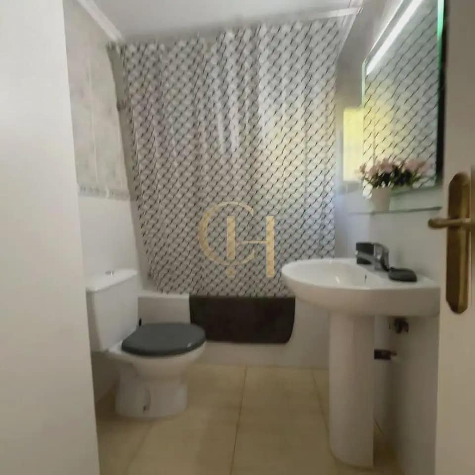2 Zimmer Bungalow zu verkaufen in Torrevieja mit Pool - 130.000 € (Ref: 10062676)