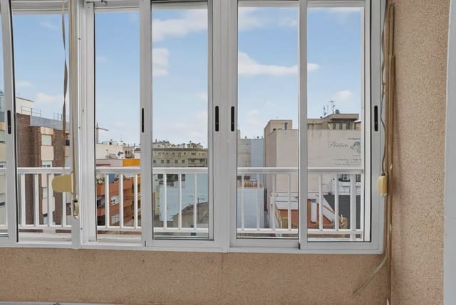 3 soverom Penthouse til salgs i Puerto Deportivo, Torrevieja - € 189 000 (Ref: 10159997)