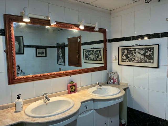 5 quarto Quinta/Casa Rural para venda em Ontinyent com piscina garagem - 430 000 € (Ref: 10012604)