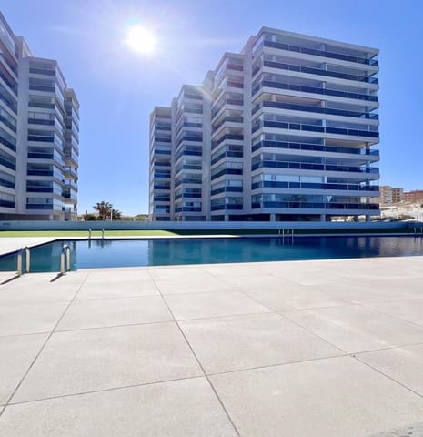1 slaapkamer Flat te koop in La Manga del Mar Menor met zwembad - € 169.900 (Ref: 10011764)
