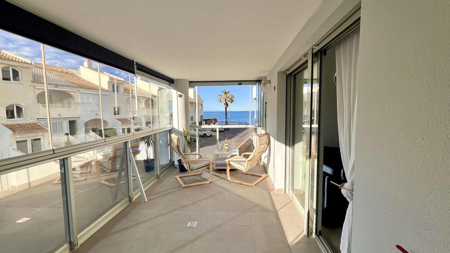 1 slaapkamer Flat te koop in La Manga del Mar Menor met zwembad - € 169.900 (Ref: 10011764)