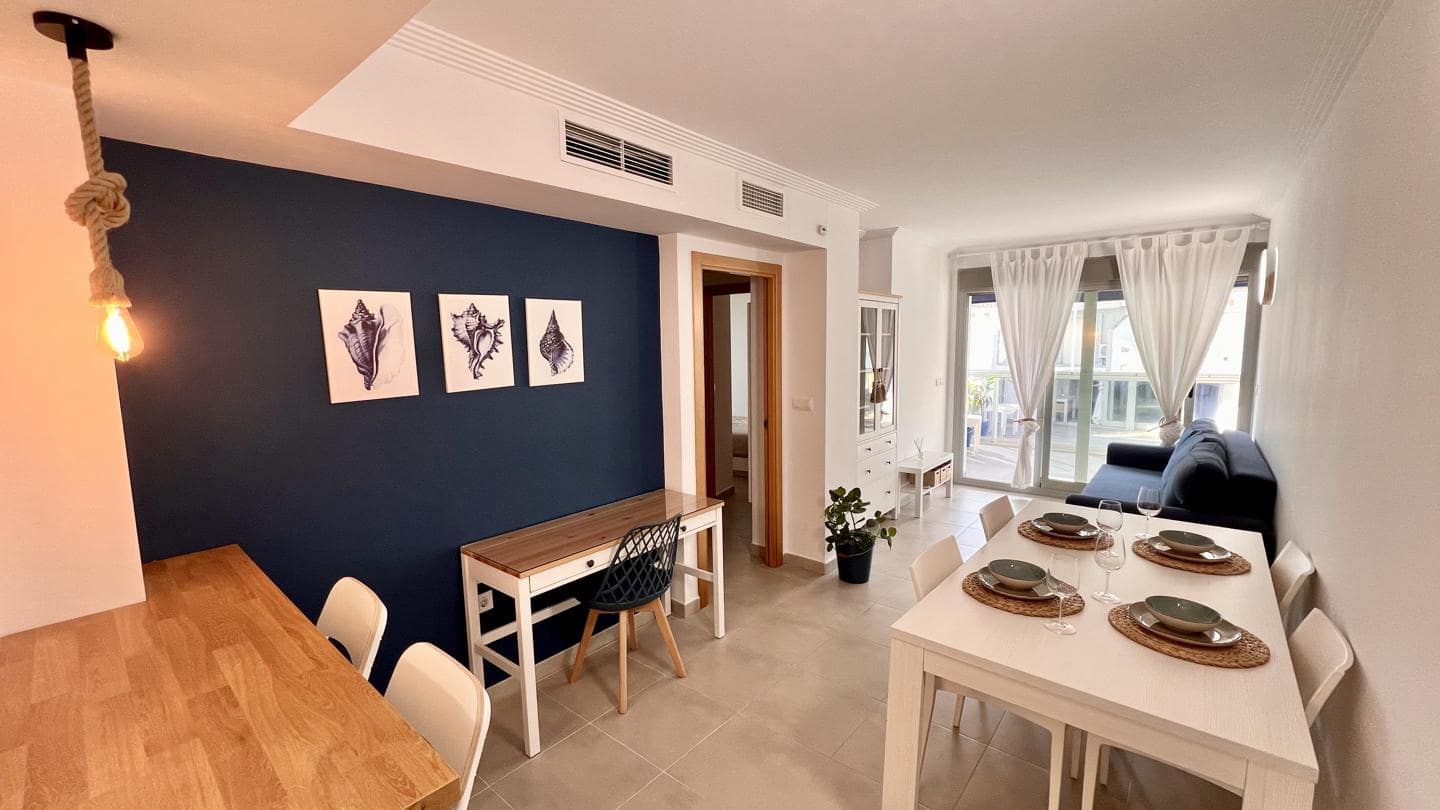 1 slaapkamer Flat te koop in La Manga del Mar Menor met zwembad - € 169.900 (Ref: 10011764)