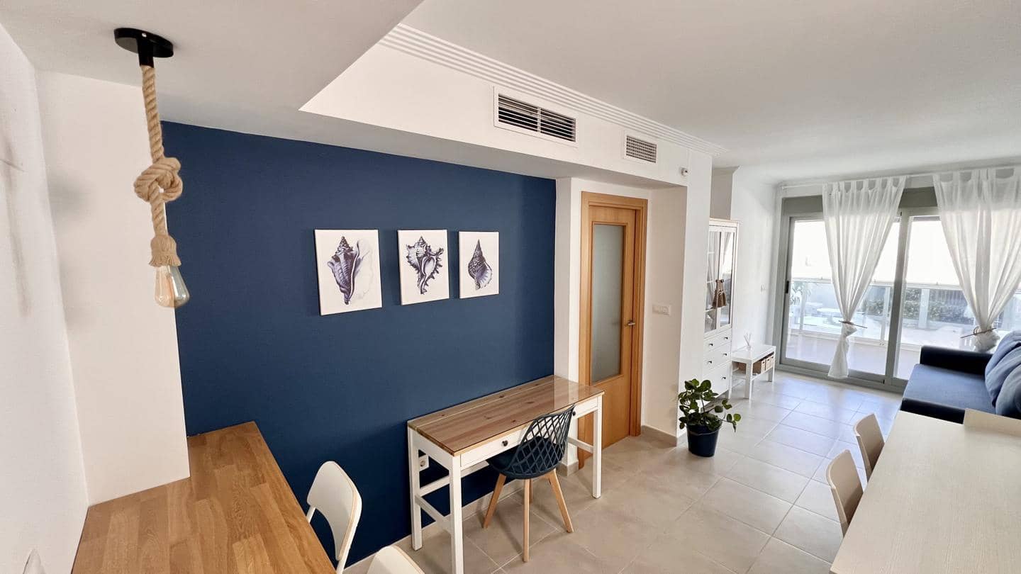 1 slaapkamer Flat te koop in La Manga del Mar Menor met zwembad - € 169.900 (Ref: 10011764)