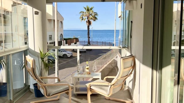 1 slaapkamer Flat te koop in La Manga del Mar Menor met zwembad - € 169.900 (Ref: 10011764)