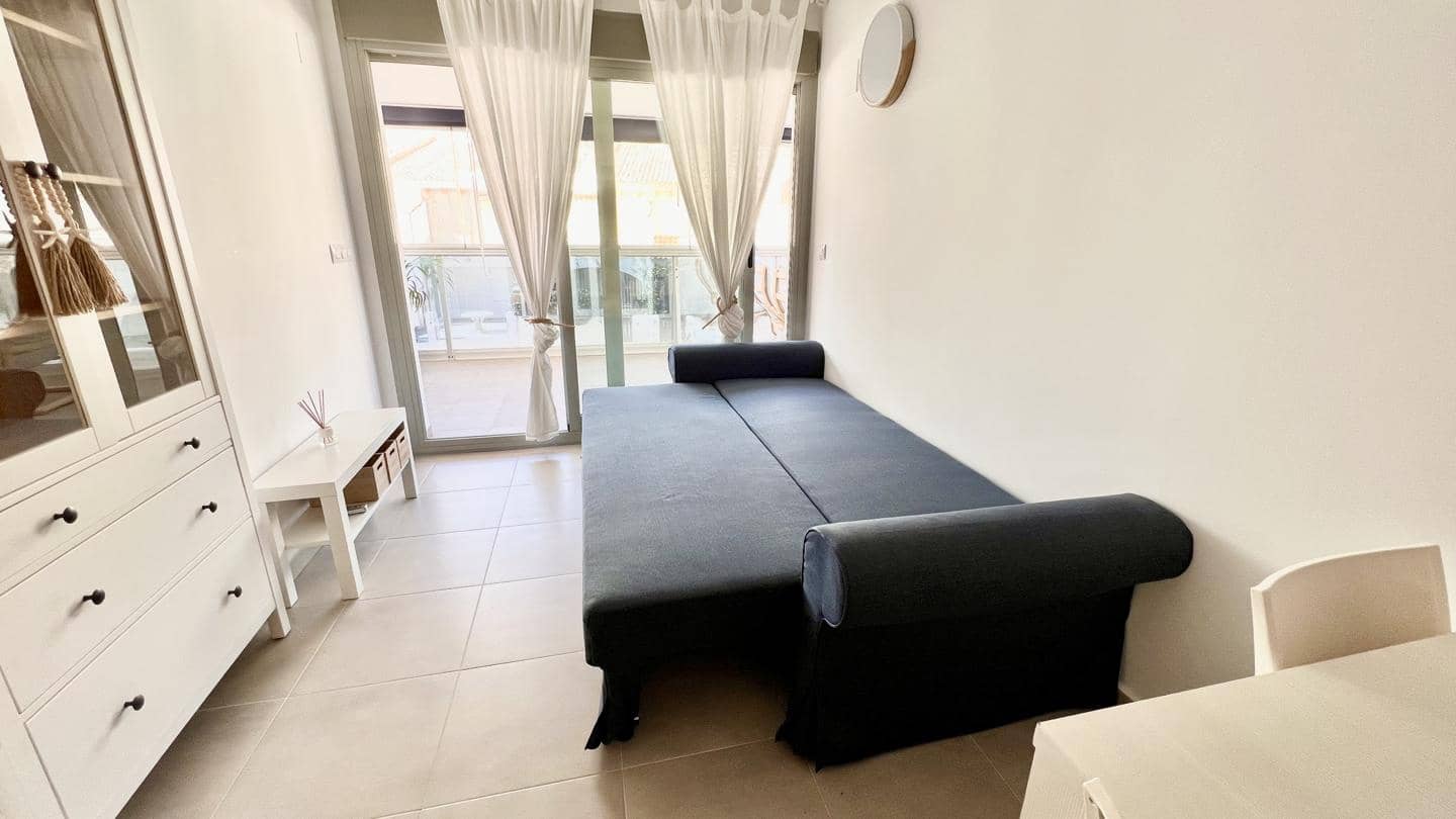1 slaapkamer Flat te koop in La Manga del Mar Menor met zwembad - € 169.900 (Ref: 10011764)