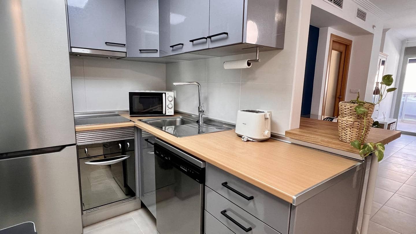 1 slaapkamer Flat te koop in La Manga del Mar Menor met zwembad - € 169.900 (Ref: 10011764)
