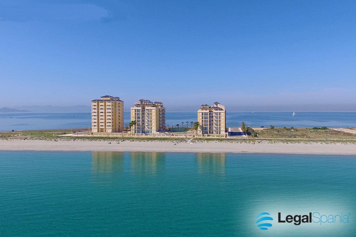 2 makuuhuone Asunto myytävänä paikassa La Manga del Mar Menor mukana 
autotalli - 239 000 € (Ref: 10011765)