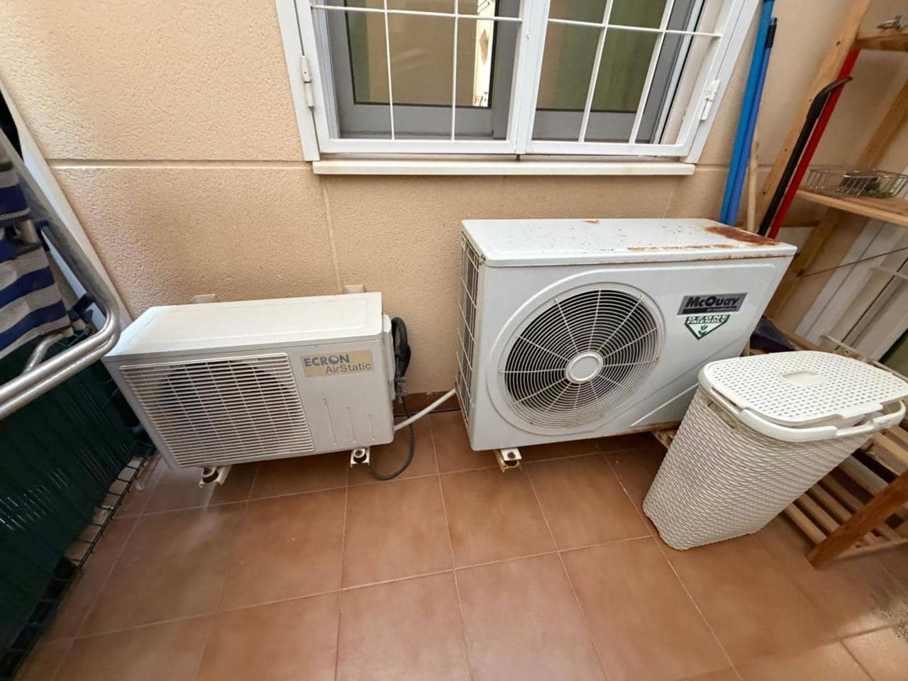 2 sovrum Lägenhet till salu i La Manga del Mar Menor med pool garage - 189 000 € (Ref: 10011766)