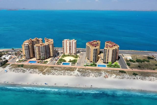 2 bedroom Flat for sale in La Manga del Mar Menor with pool - € 263,000 (Ref: 10011767)