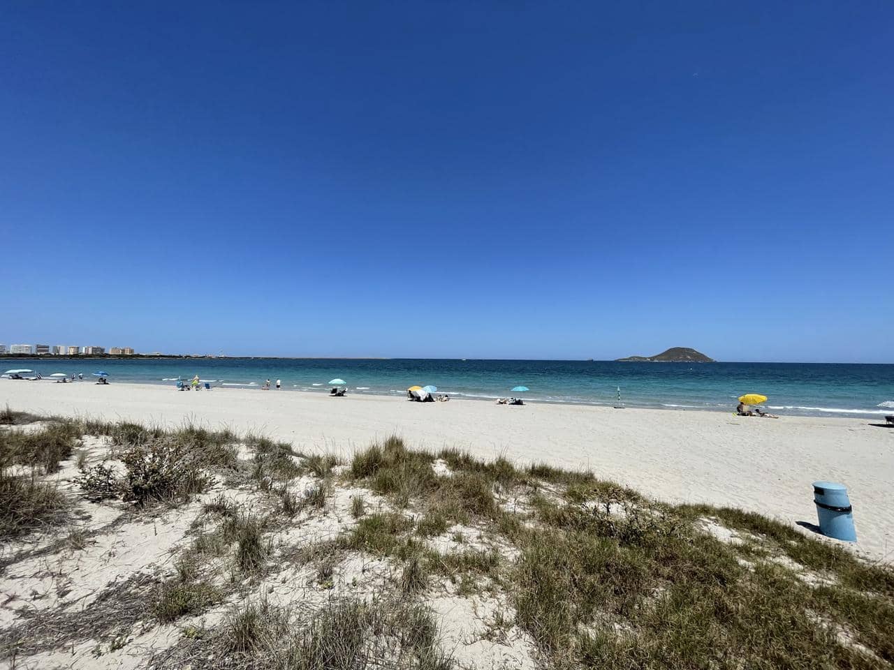 2 sovrum Lägenhet till salu i La Manga del Mar Menor med pool - 263 000 € (Ref: 10011767)