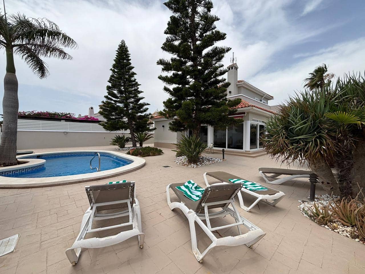 3 bedroom Villa for sale in La Manga del Mar Menor with pool garage - € 449,000 (Ref: 10011768)