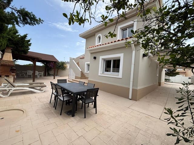 3 bedroom Villa for sale in La Manga del Mar Menor with pool garage - € 449,000 (Ref: 10011768)