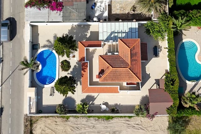 3 bedroom Villa for sale in La Manga del Mar Menor with pool garage - € 449,000 (Ref: 10011768)