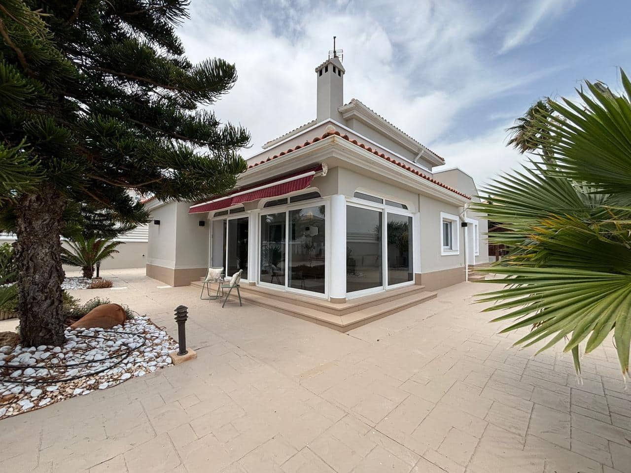 3 bedroom Villa for sale in La Manga del Mar Menor with pool garage - € 449,000 (Ref: 10011768)