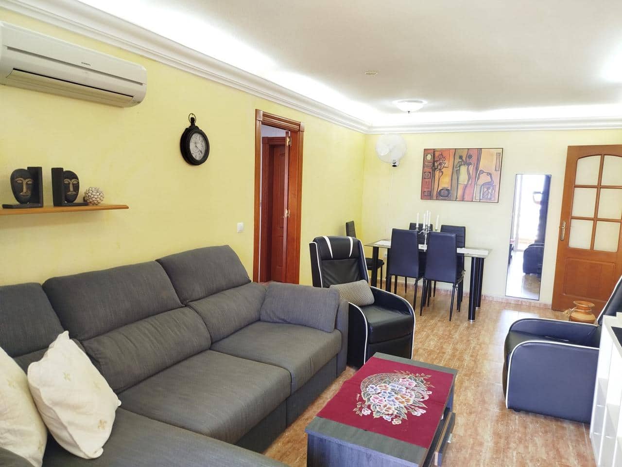 2 slaapkamer Flat te koop in La Manga del Mar Menor met zwembad - € 160.000 (Ref: 10011769)