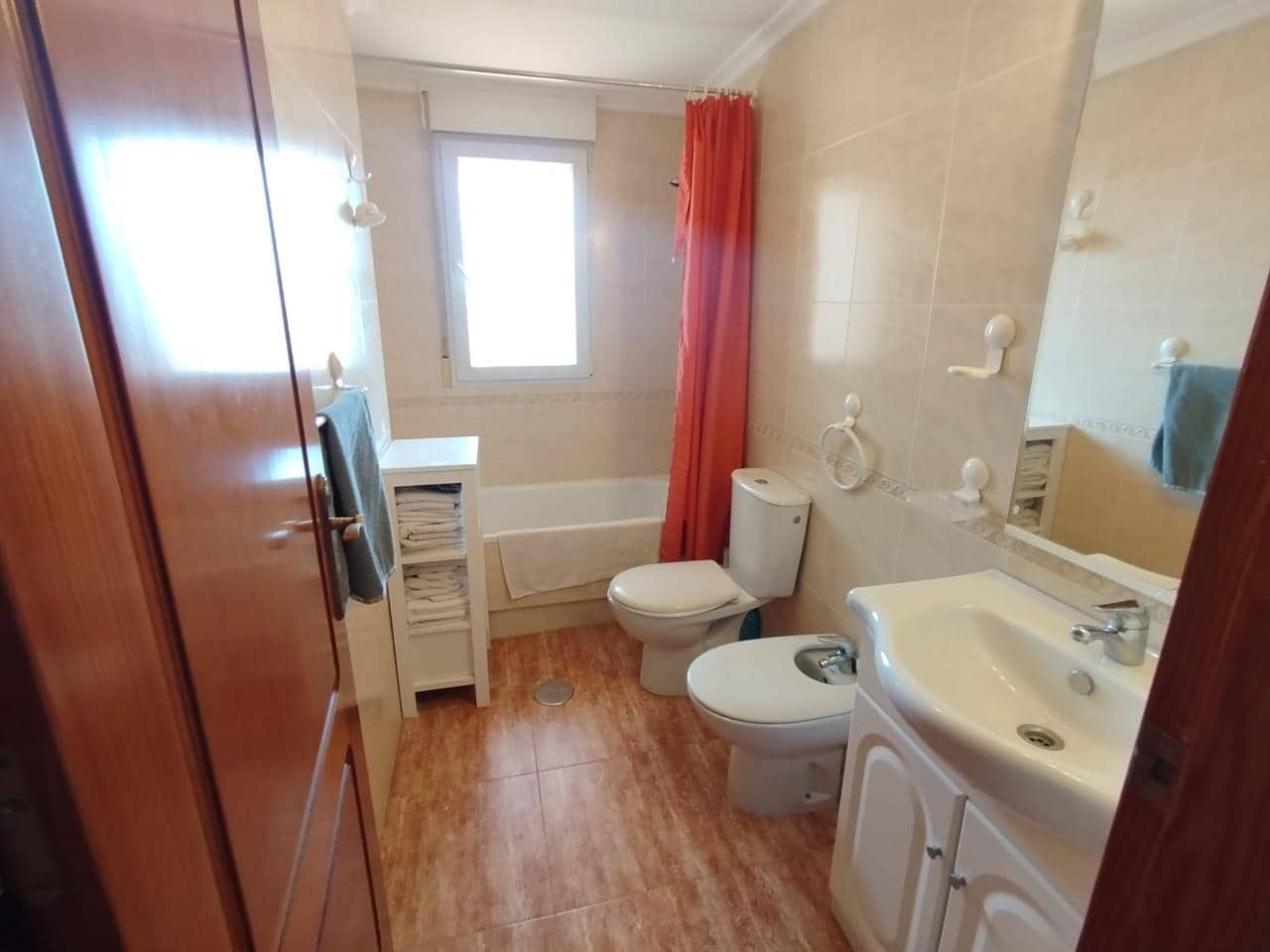 2 slaapkamer Flat te koop in La Manga del Mar Menor met zwembad - € 160.000 (Ref: 10011769)