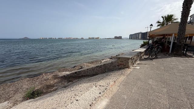 3 sypialnia Mieszkanie na sprzedaż w La Manga del Mar Menor z basenem - 239 000 € (Ref: 10011770)