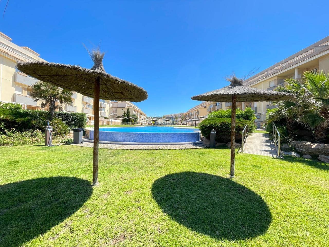 3 bedroom Flat for sale in La Manga del Mar Menor with pool garage - € 199,900 (Ref: 10011771)