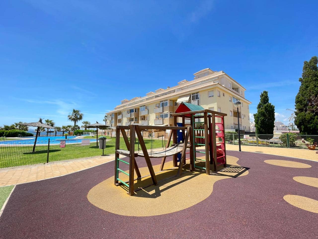 3 bedroom Flat for sale in La Manga del Mar Menor with pool garage - € 199,900 (Ref: 10011771)