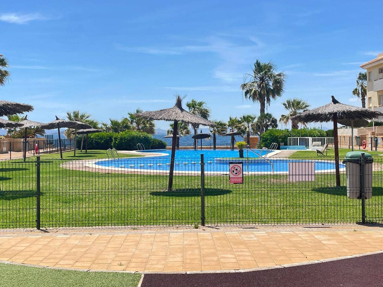 3 bedroom Flat for sale in La Manga del Mar Menor with pool garage - € 199,900 (Ref: 10011771)