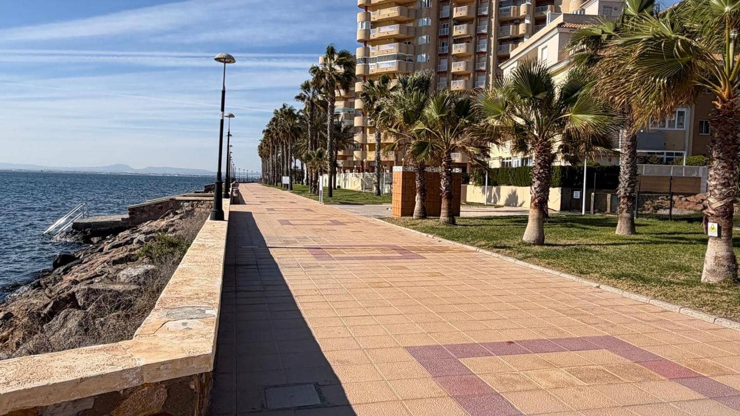 3 bedroom Flat for sale in La Manga del Mar Menor with pool garage - € 199,900 (Ref: 10011771)