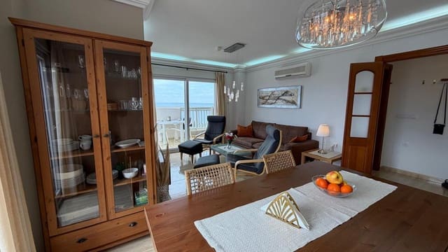 2 soveværelse Lejlighed til salg i La Manga del Mar Menor med swimmingpool - € 199.000 (Ref: 10011773)