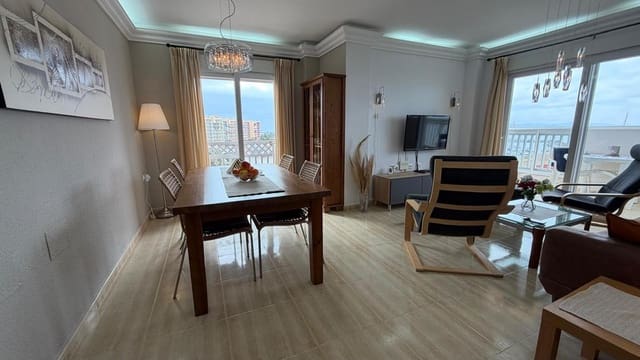 2 soveværelse Lejlighed til salg i La Manga del Mar Menor med swimmingpool - € 199.000 (Ref: 10011773)