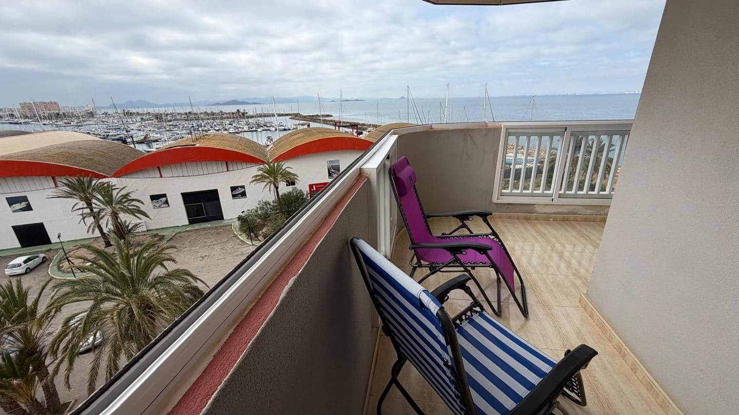 2 soveværelse Lejlighed til salg i La Manga del Mar Menor med swimmingpool - € 199.000 (Ref: 10011773)