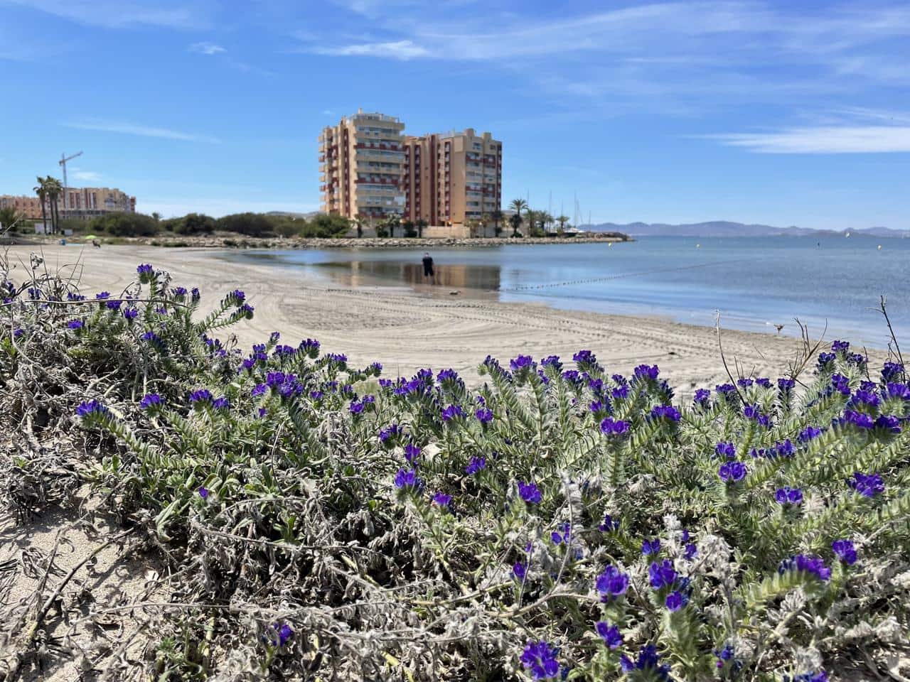 2 soveværelse Lejlighed til salg i La Manga del Mar Menor med swimmingpool - € 199.000 (Ref: 10011773)
