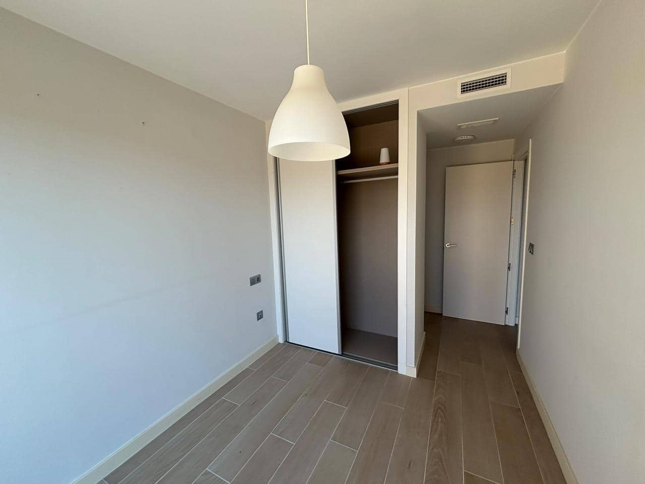 2 bedroom Flat for sale in Playa Paraiso with pool garage - € 259,000 (Ref: 10011774)
