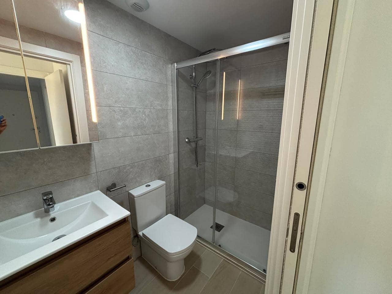 2 bedroom Flat for sale in Playa Paraiso with pool garage - € 259,000 (Ref: 10011774)