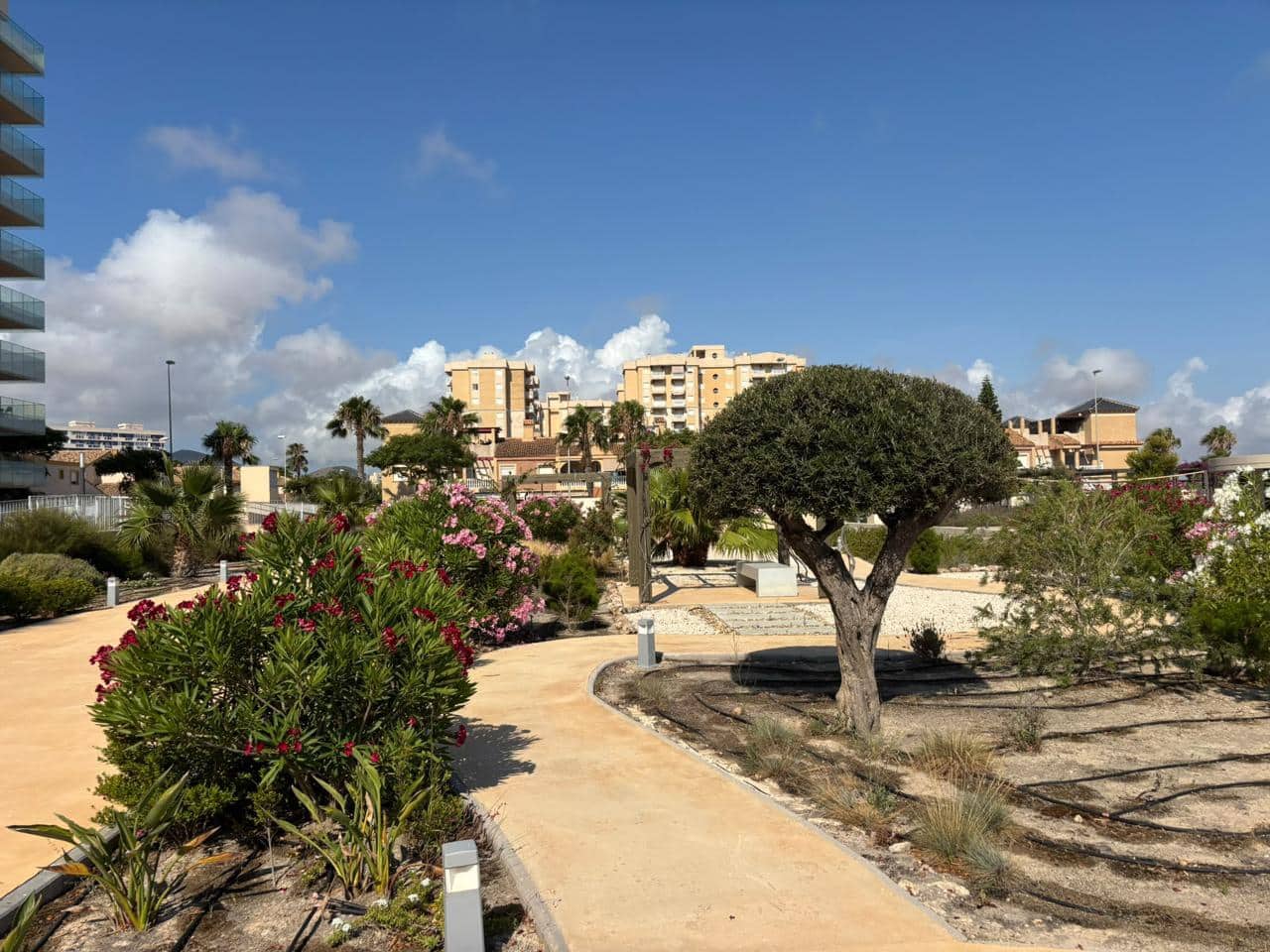 2 bedroom Flat for sale in Playa Paraiso with pool garage - € 259,000 (Ref: 10011774)