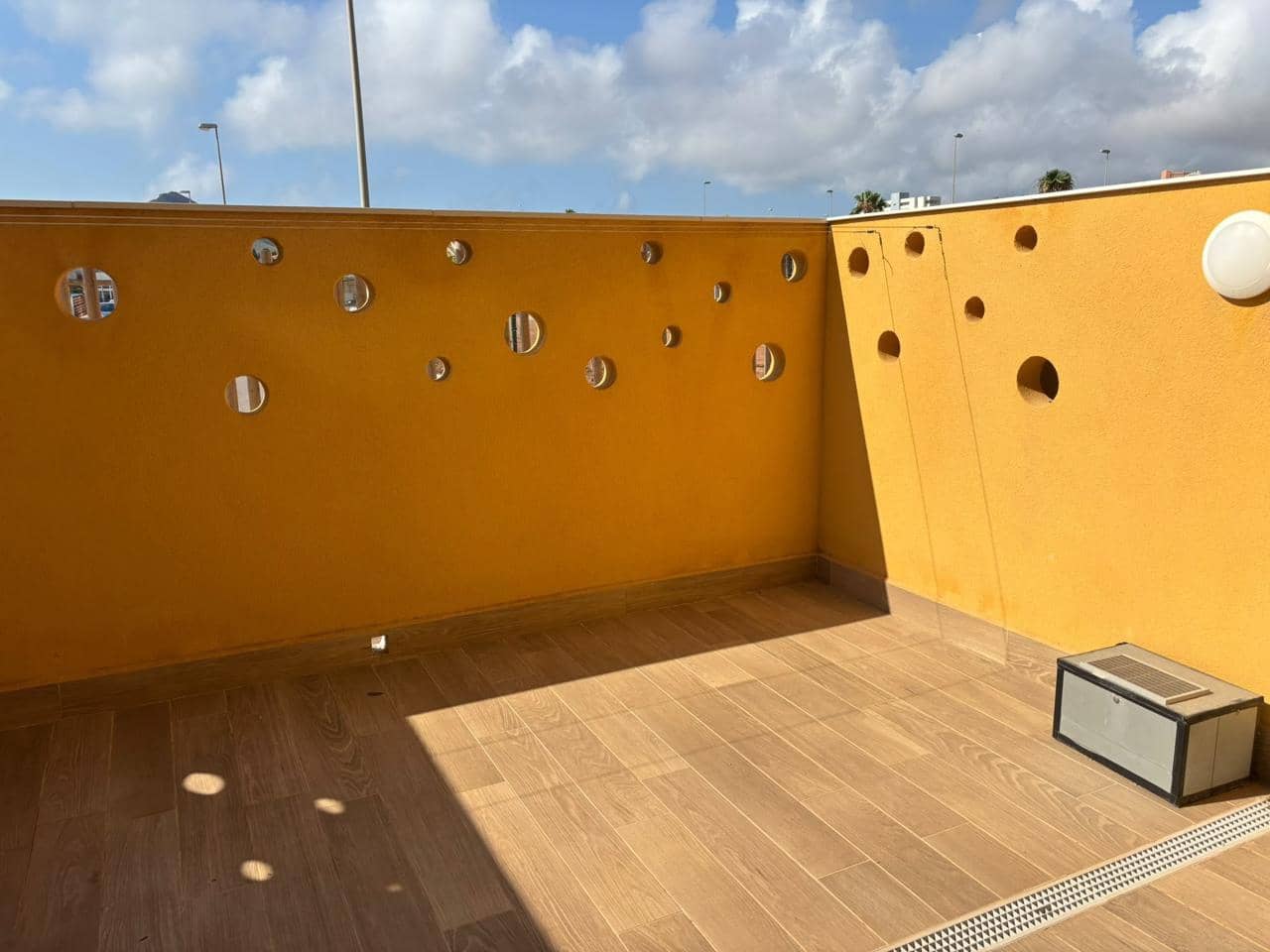 2 bedroom Flat for sale in Playa Paraiso with pool garage - € 259,000 (Ref: 10011774)