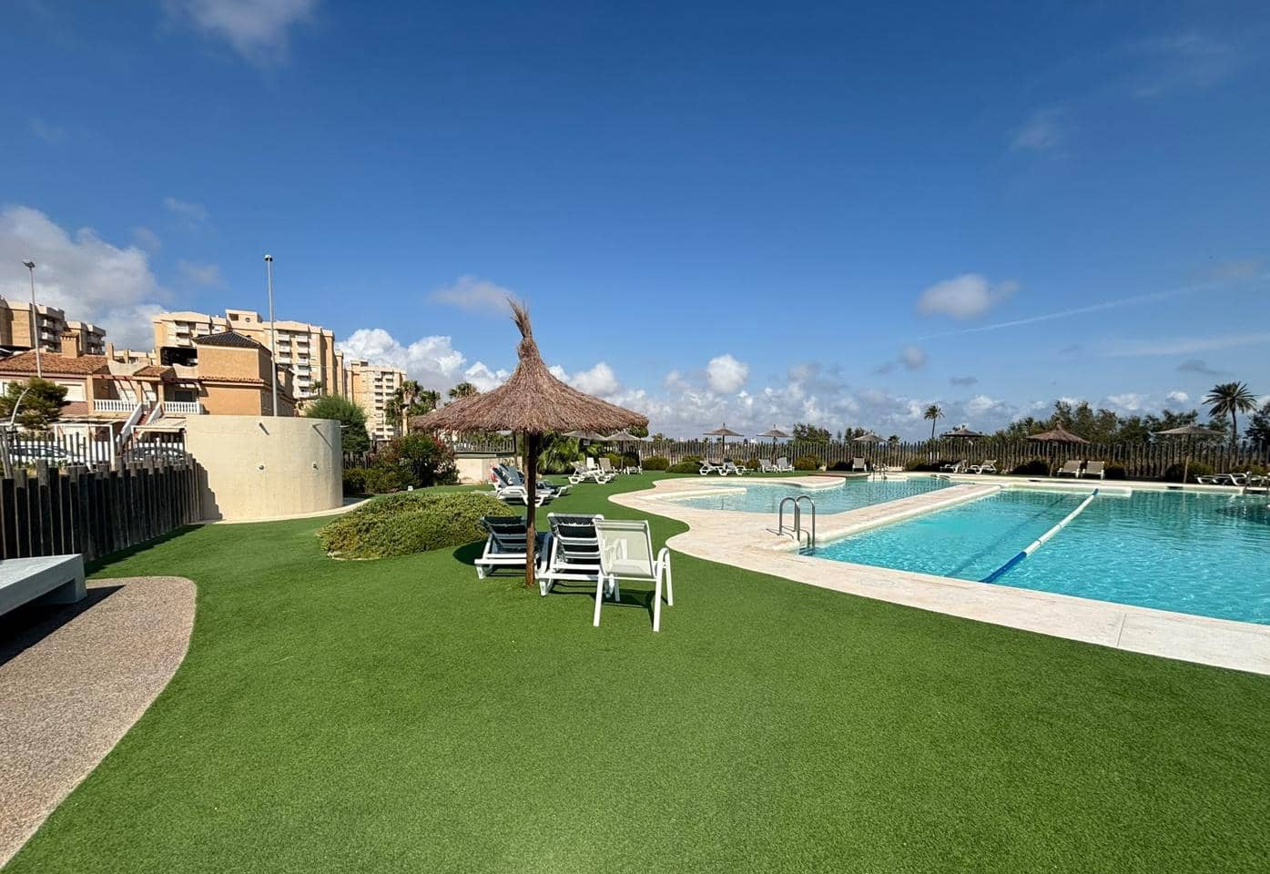 2 bedroom Flat for sale in Playa Paraiso with pool garage - € 259,000 (Ref: 10011774)