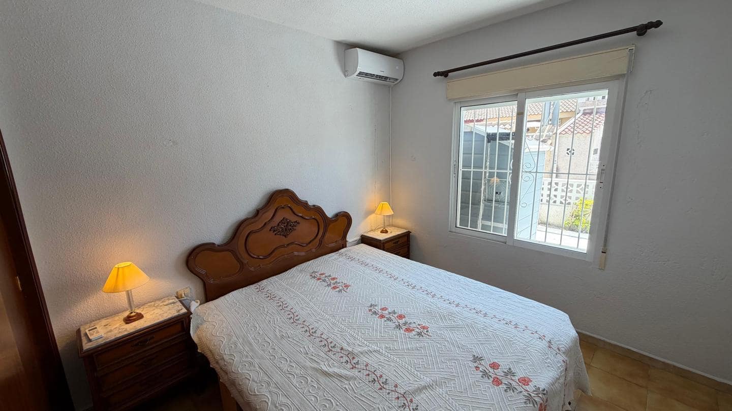 2 sypialnia Mieszkanie na sprzedaż w Torrevieja z basenem - 179 000 € (Ref: 10011775)