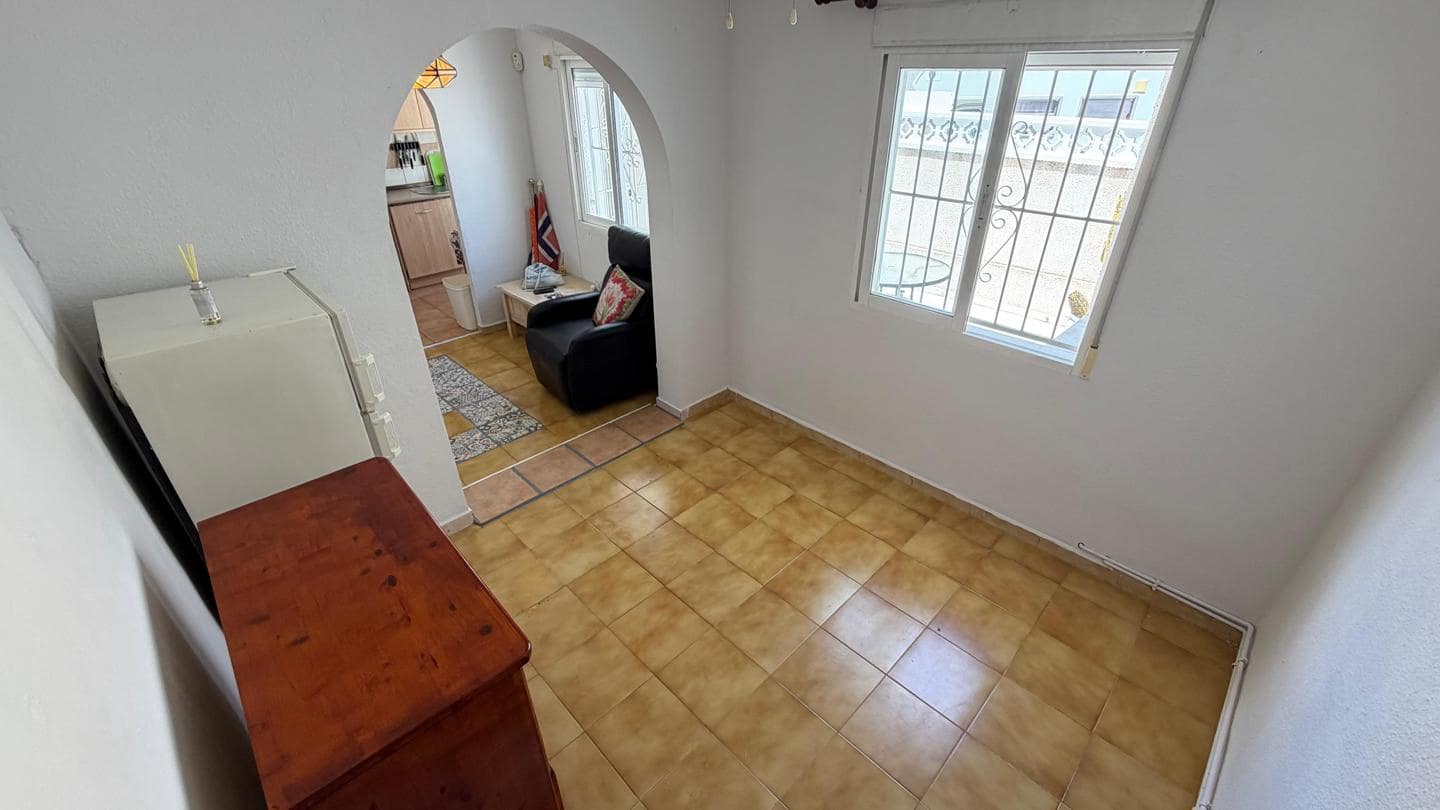 2 sypialnia Mieszkanie na sprzedaż w Torrevieja z basenem - 179 000 € (Ref: 10011775)