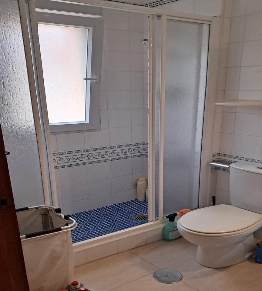 2 slaapkamer Flat te koop in La Manga del Mar Menor met zwembad garage - € 300.000 (Ref: 10011779)