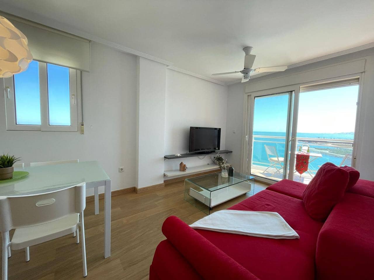 2 slaapkamer Flat te koop in La Manga del Mar Menor met garage - € 224.000 (Ref: 10011780)
