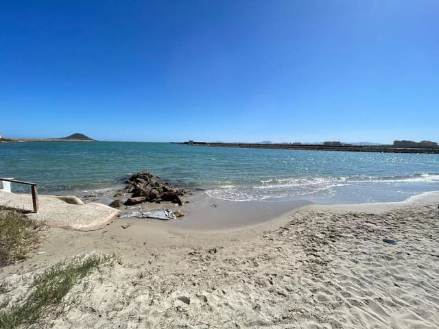 2 slaapkamer Flat te koop in La Manga del Mar Menor met garage - € 224.000 (Ref: 10011780)