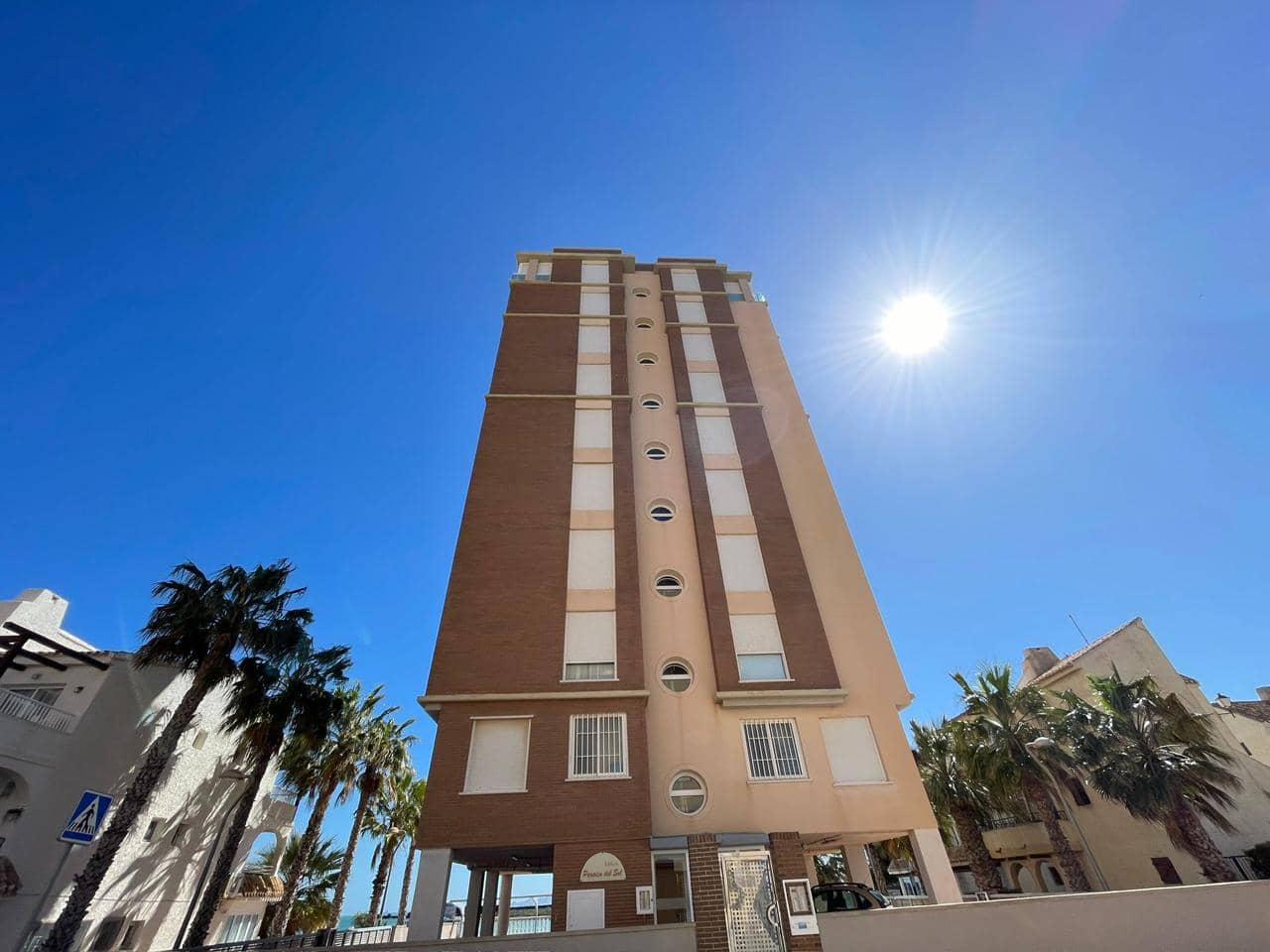 2 slaapkamer Flat te koop in La Manga del Mar Menor met garage - € 224.000 (Ref: 10011780)
