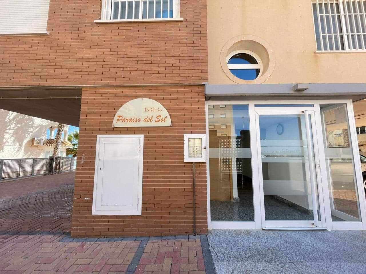 2 slaapkamer Flat te koop in La Manga del Mar Menor met garage - € 224.000 (Ref: 10011780)