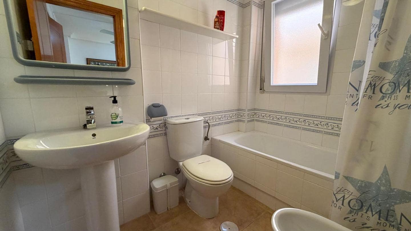 3 soverom Leilighet til salgs i La Manga del Mar Menor med svømmebasseng garasje - € 230 000 (Ref: 10011781)