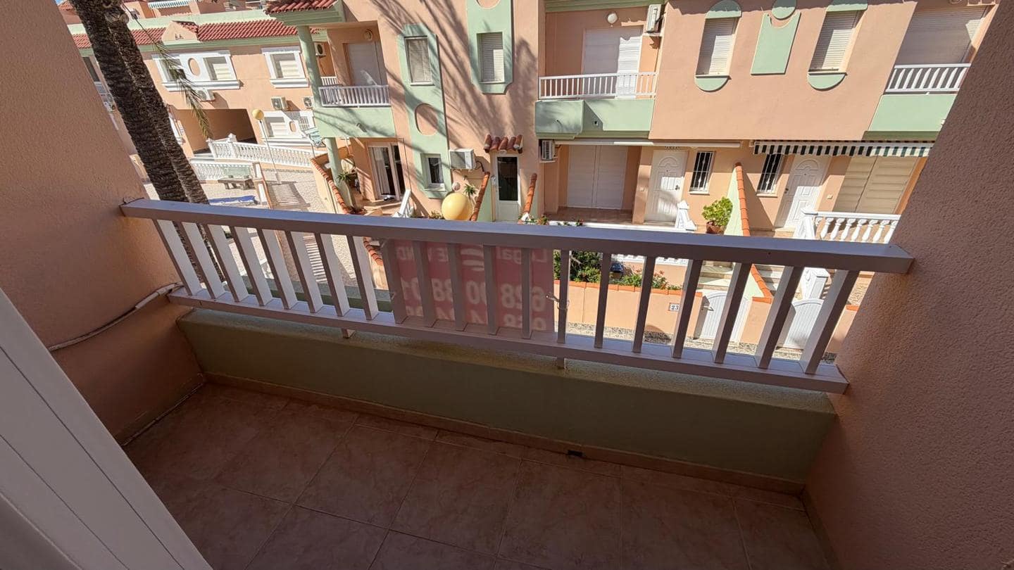 3 soverom Leilighet til salgs i La Manga del Mar Menor med svømmebasseng garasje - € 230 000 (Ref: 10011781)