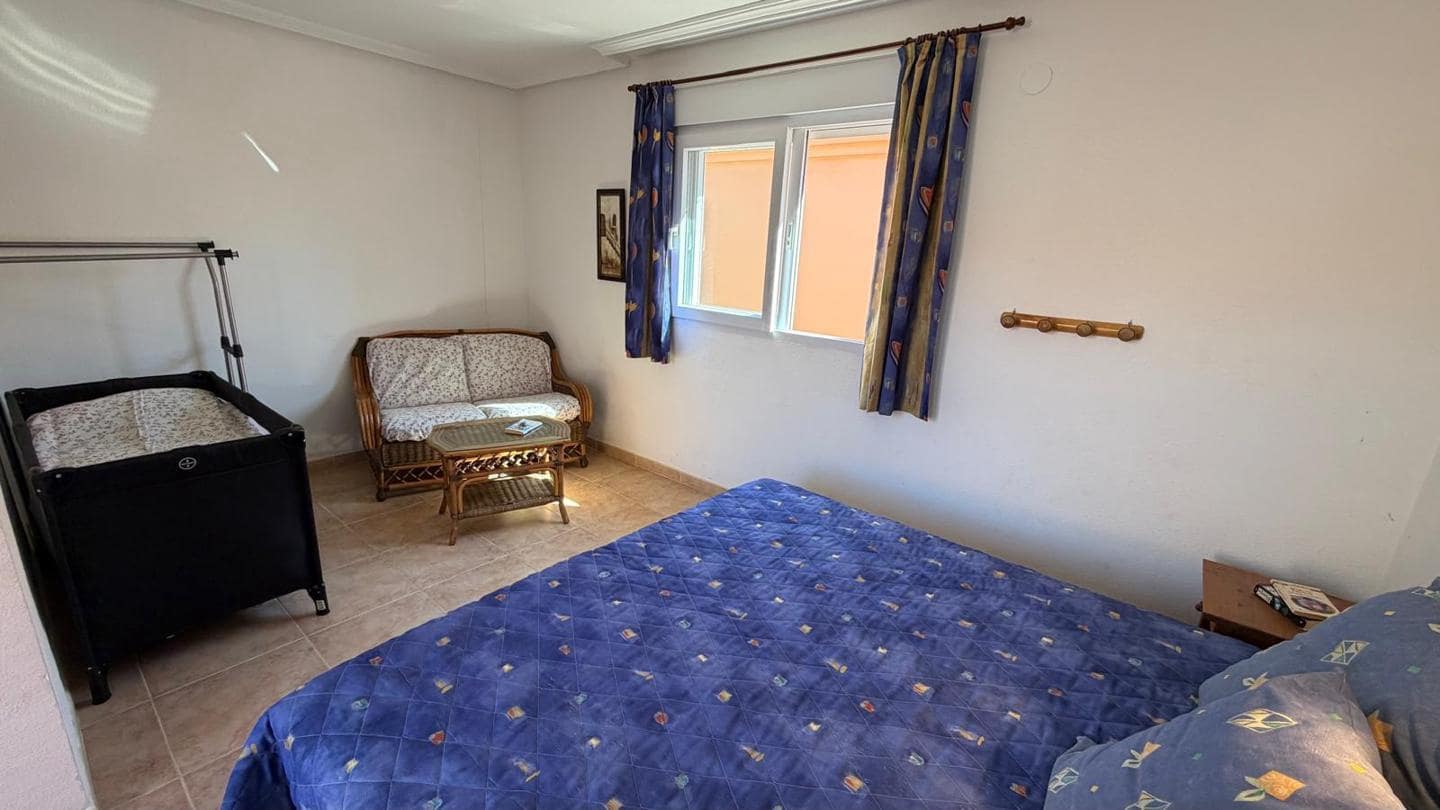 3 soverom Leilighet til salgs i La Manga del Mar Menor med svømmebasseng garasje - € 230 000 (Ref: 10011781)