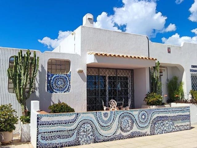 4 sovrum Villa till salu i La Manga del Mar Menor med pool garage - 469 000 € (Ref: 10011782)