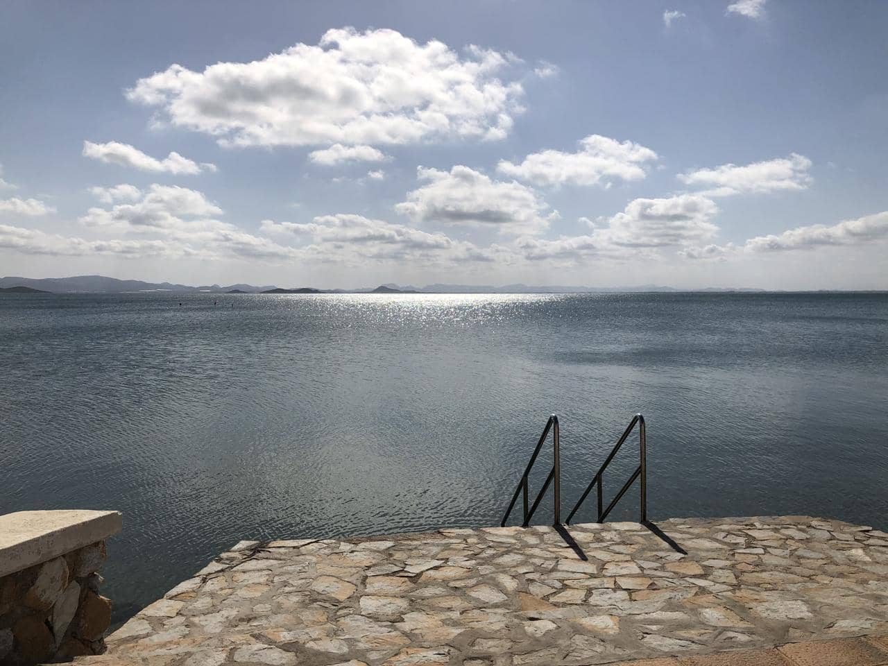 2 soverom Leilighet til salgs i La Manga del Mar Menor med svømmebasseng garasje - € 189 000 (Ref: 10011784)
