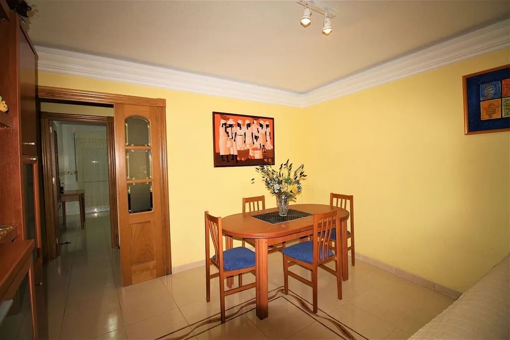 2 soverom Leilighet til salgs i La Manga del Mar Menor med svømmebasseng garasje - € 189 000 (Ref: 10011784)