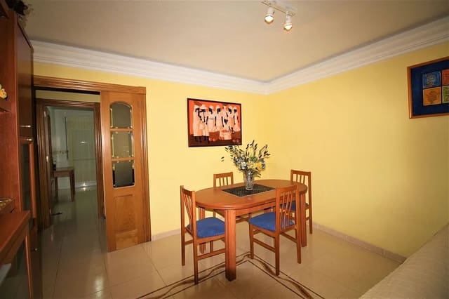 2 soverom Leilighet til salgs i La Manga del Mar Menor med svømmebasseng garasje - € 189 000 (Ref: 10011784)