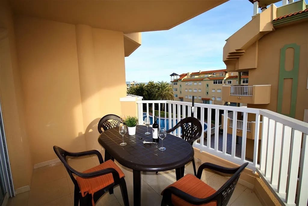 2 soverom Leilighet til salgs i La Manga del Mar Menor med svømmebasseng garasje - € 189 000 (Ref: 10011784)