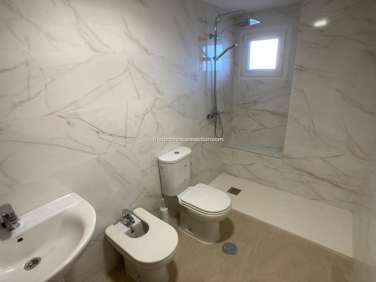 3 slaapkamer Flat te koop in La Manga del Mar Menor met zwembad garage - € 380.000 (Ref: 10011785)